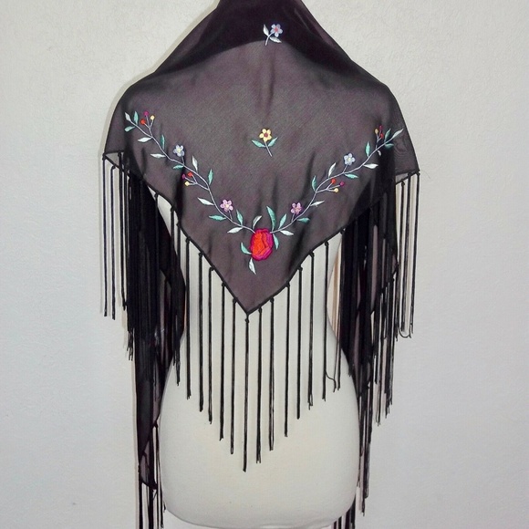 Accessories - Large wrap scarf embroidered floral Gypsy Flamingo